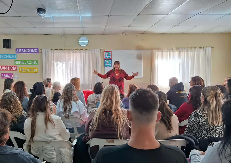 Modalidad presencial de la Escuela de Formación Práctica en Biodecodificación